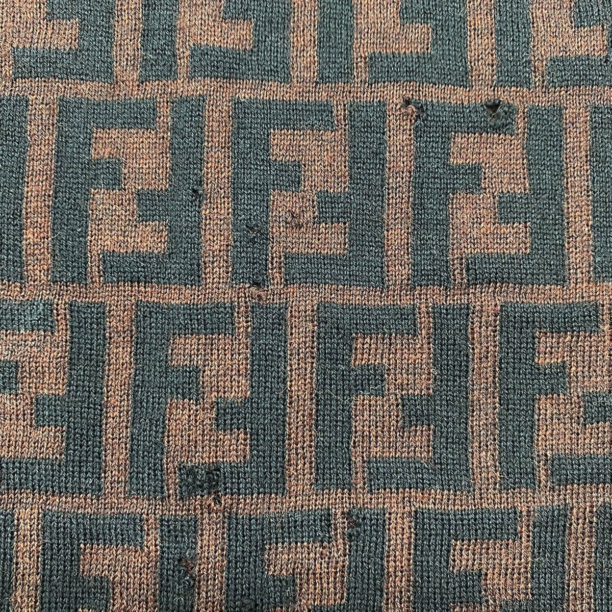 Pre-Owned FENDI Zucca Muffler Stole All Over Pattern FF Brown Women's Men's Fashion Old Clothes (Good)