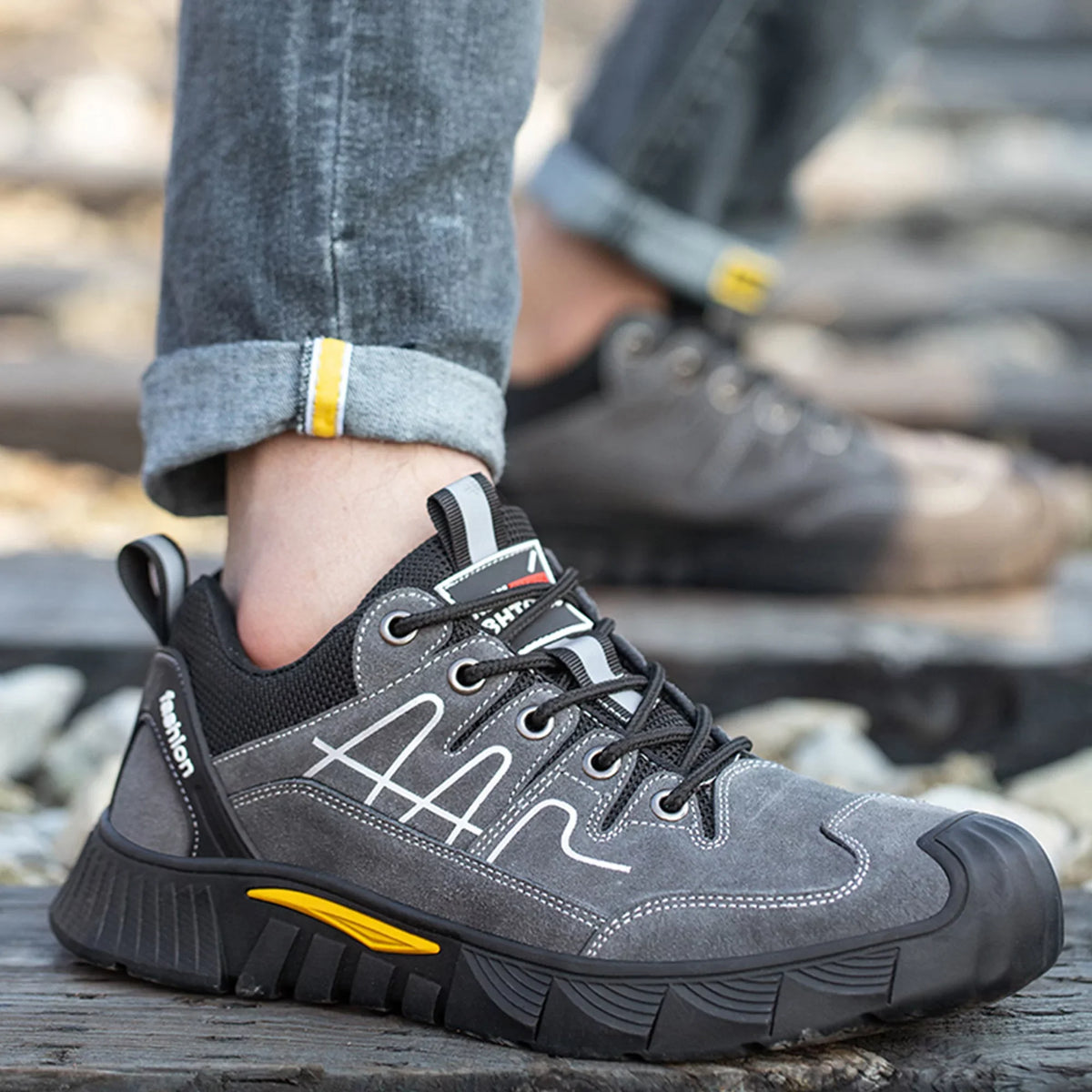 Tanleewa Steel Toe Work Safety Shoes for Men Lightweight Sneakers Shoe Size Men9.5/Women10.5