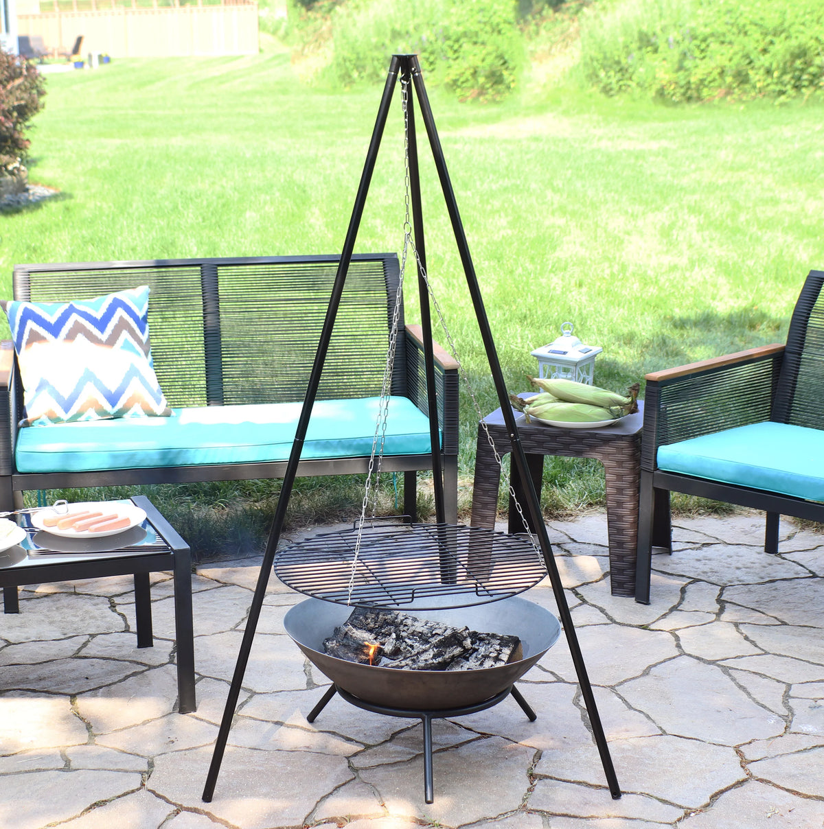 Sunnydaze Tripod Grilling Set with Cooking Grate - 22" Diameter