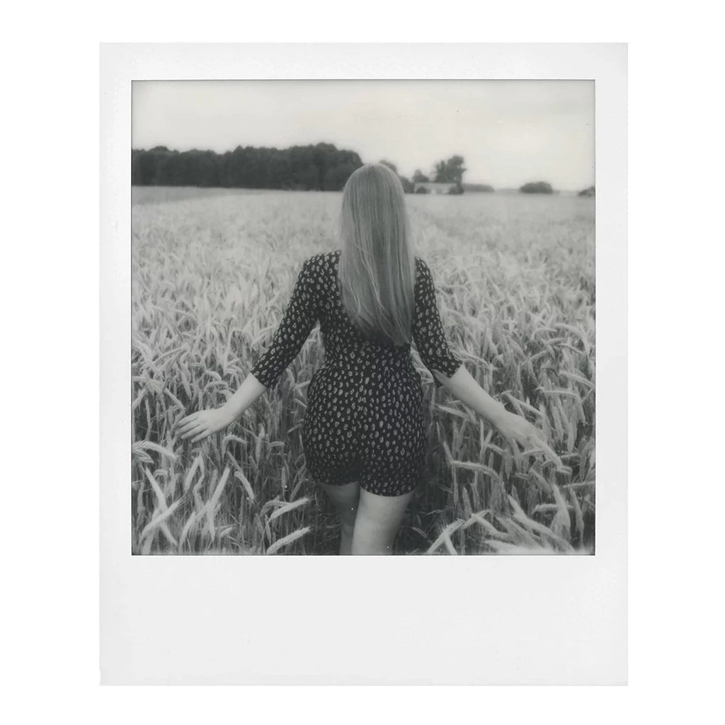 Polaroid Originals Black and White Instant Film for 600 Cameras (32 Exposures)